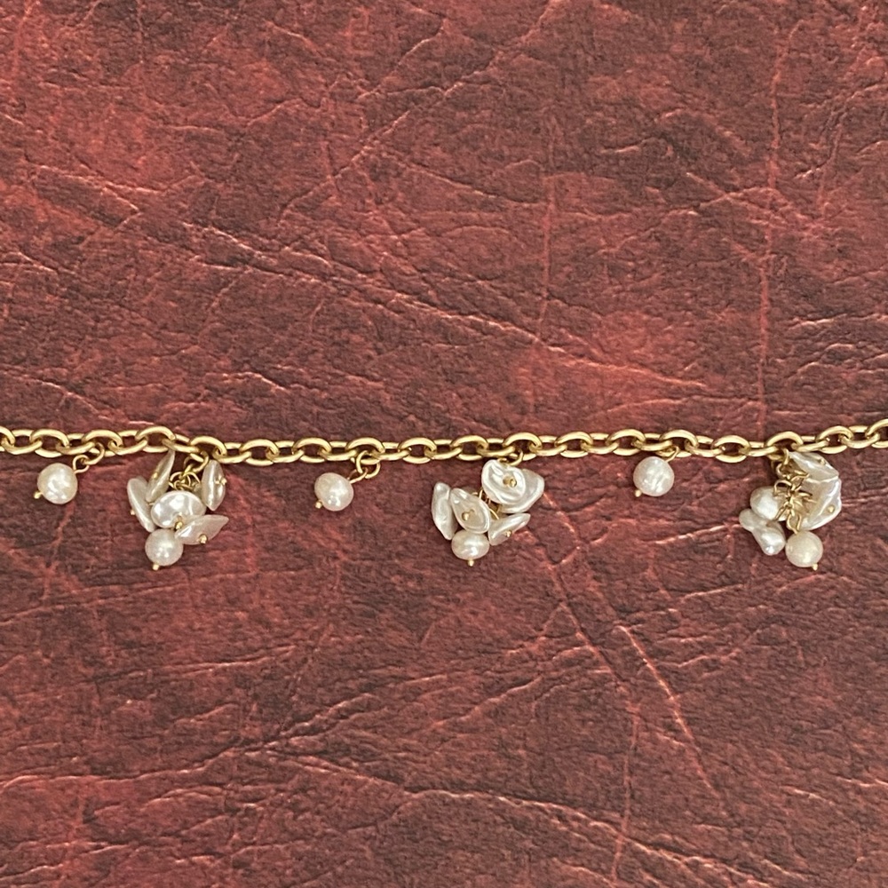 ⭐️HOST PICK⭐️ NWT Lucky Brand Pearl Charm Cluster Bracelet - Picture 5 of 11